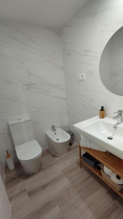 Habitacion Con Bano Privado Bilbao Exterior foto