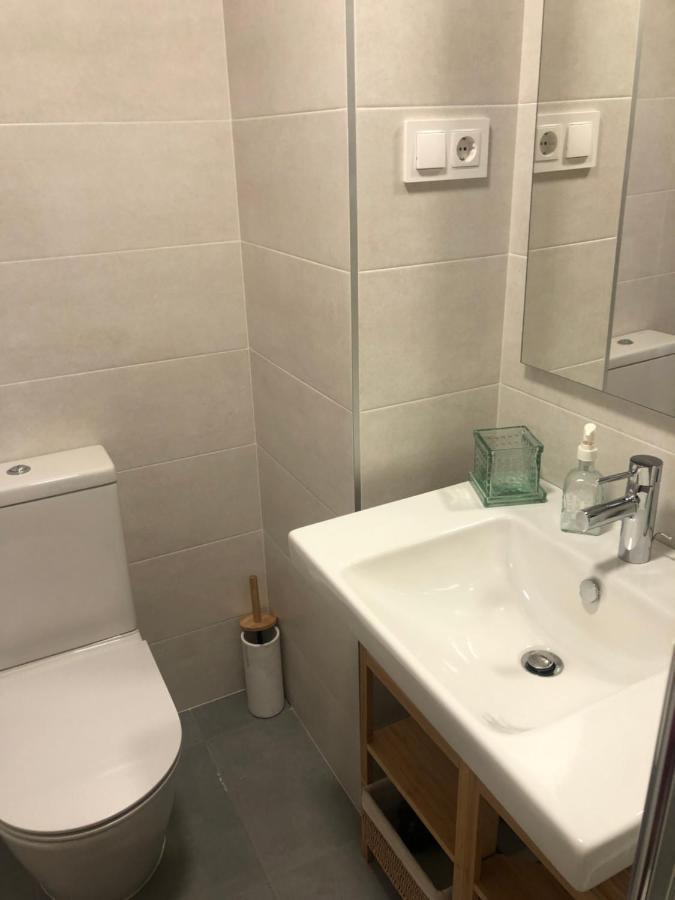 Habitacion Con Bano Privado Bilbao Exterior foto